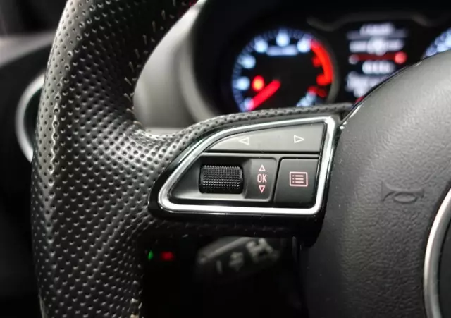 AUDI A3 1.8 TFSI Sportback S line Sportpaket