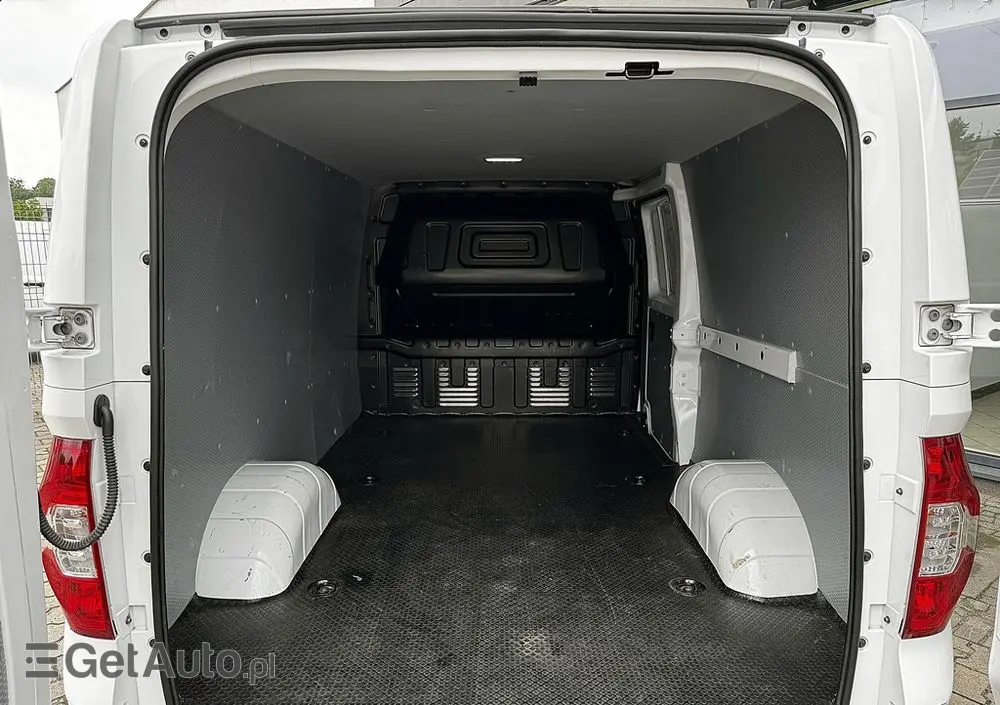 MAXUS E-deliver-3 