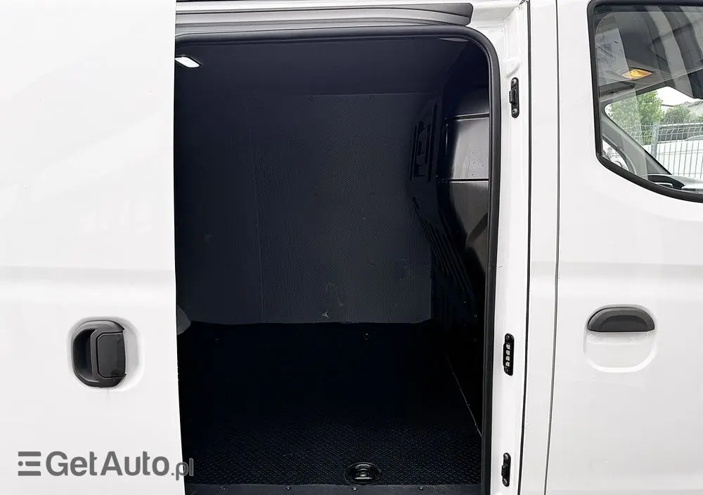 MAXUS E-deliver-3 