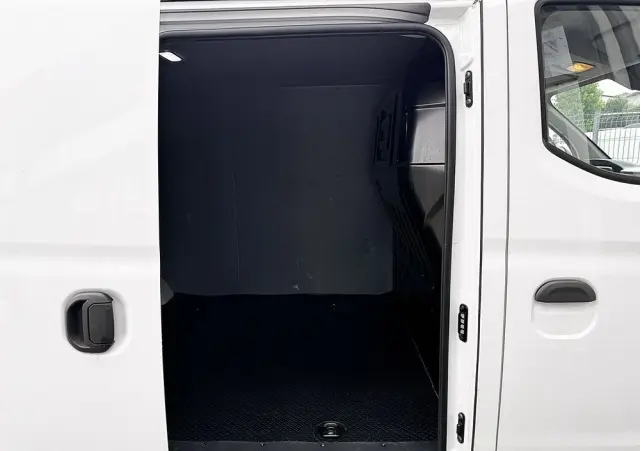 MAXUS E-deliver-3 