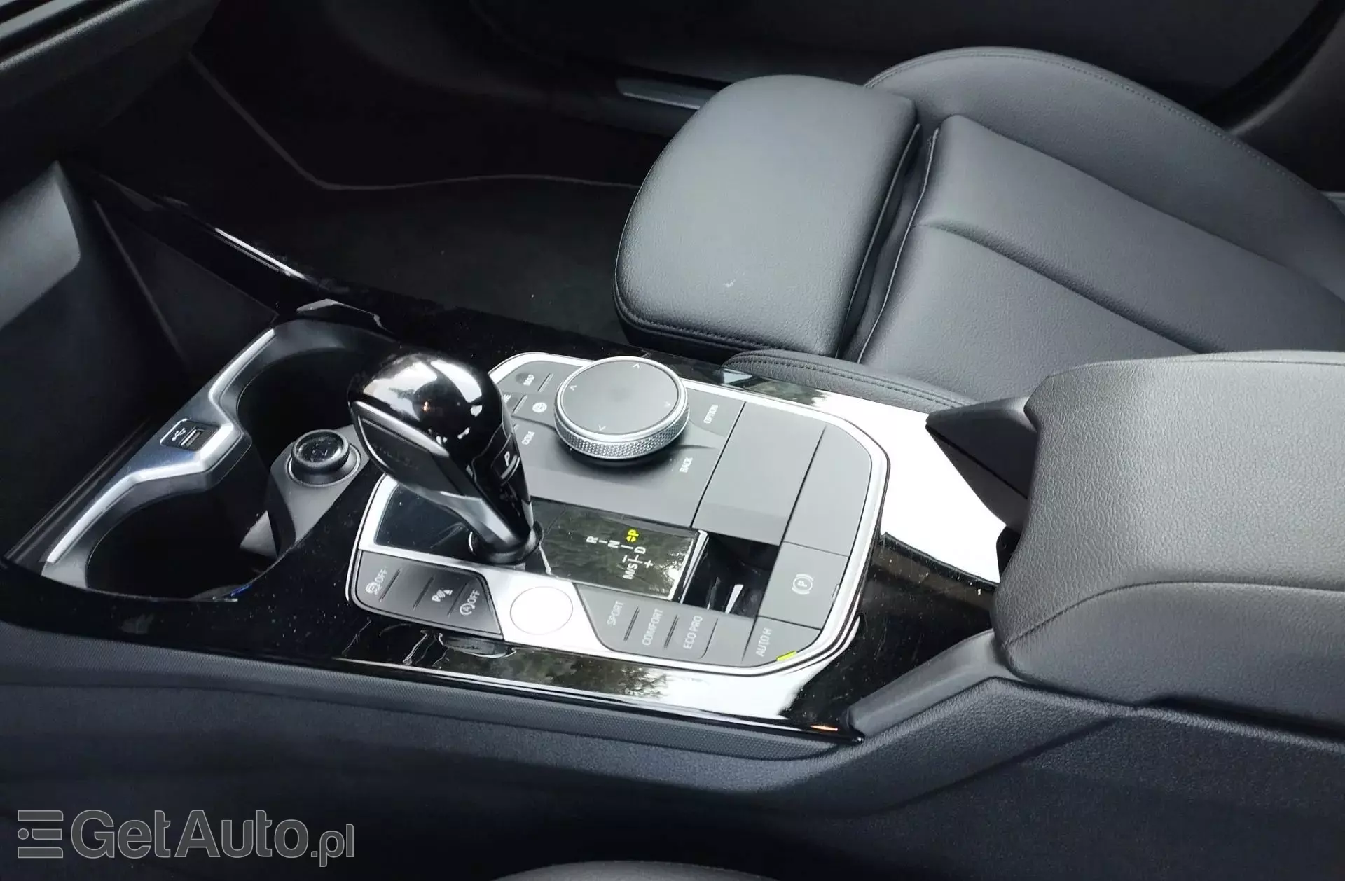 BMW Seria 2 218i (136 KM)