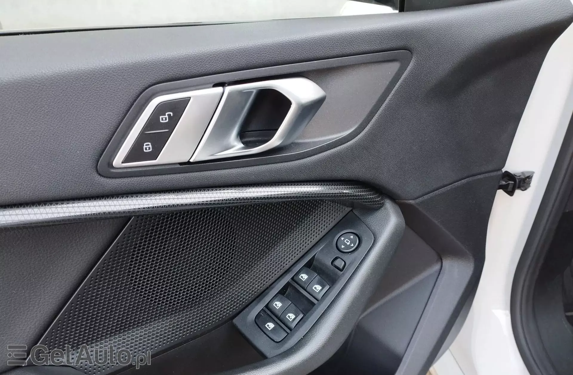 BMW Seria 2 218i (136 KM)