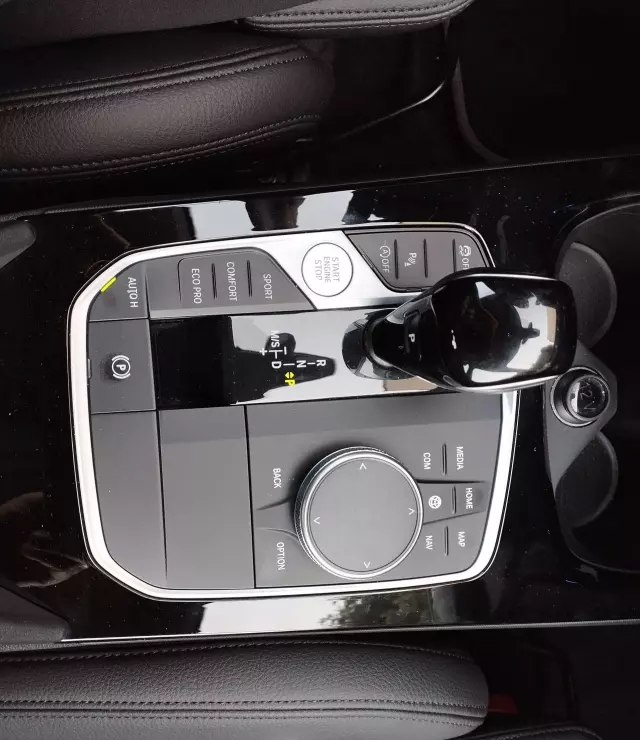 BMW Seria 2 218i (136 KM)