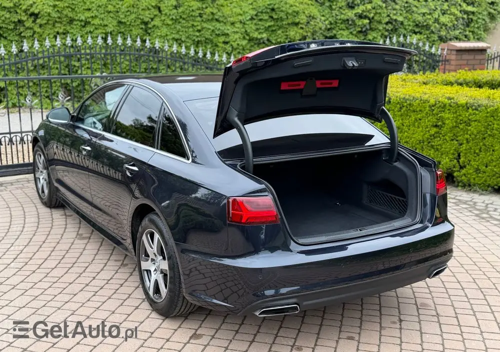 AUDI A6 Limousine 
