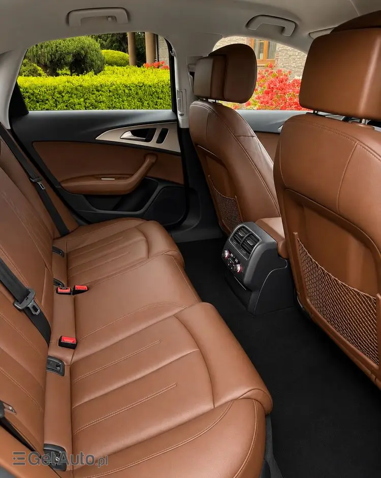 AUDI A6 Limousine 