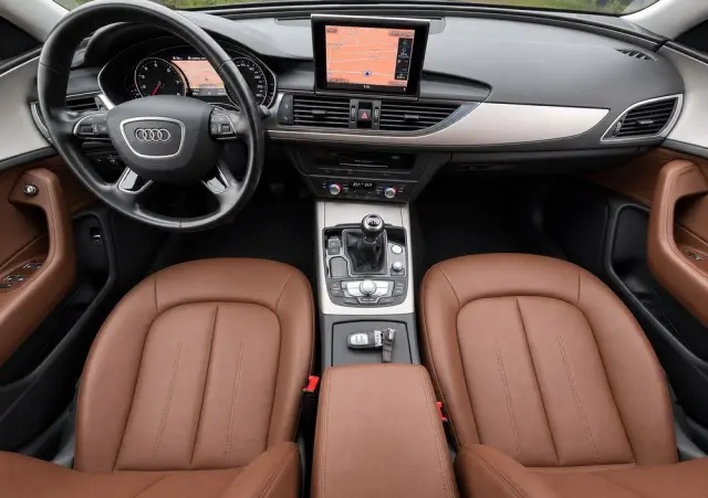 AUDI A6 Limousine 