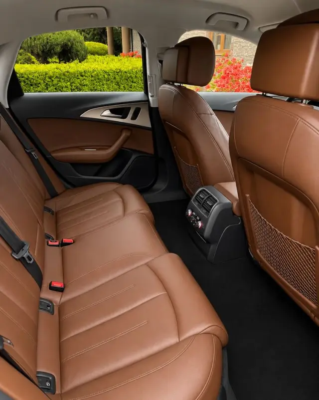 AUDI A6 Limousine 