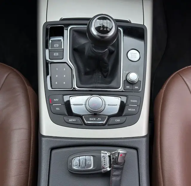AUDI A6 Limousine 