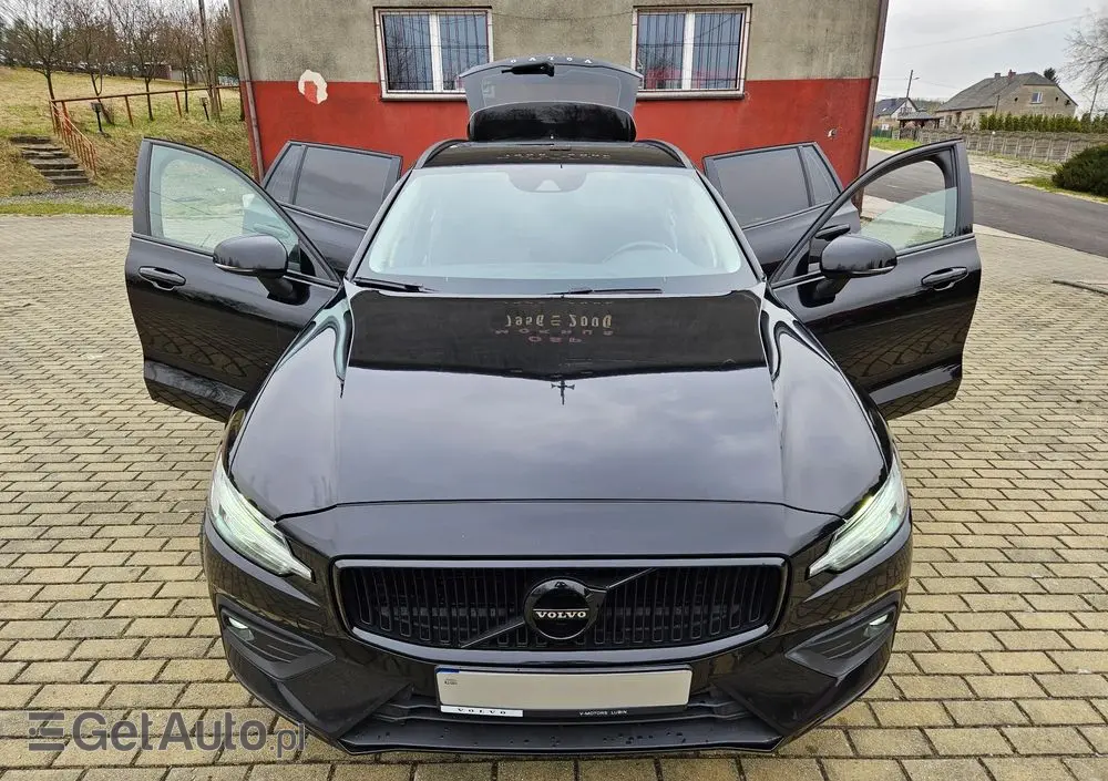 VOLVO V60 D4 Momentum Pro