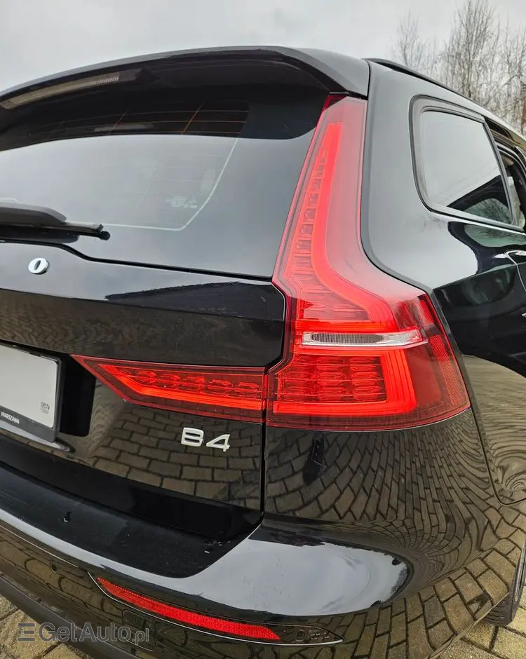 VOLVO V60 D4 Momentum Pro