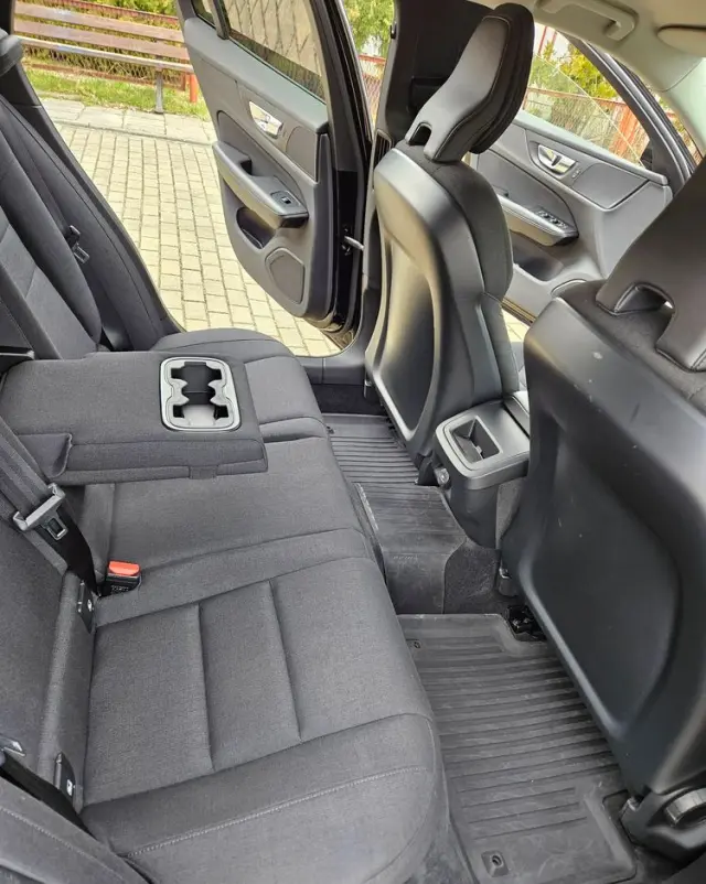 VOLVO V60 D4 Momentum Pro