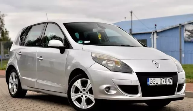 RENAULT Scenic 