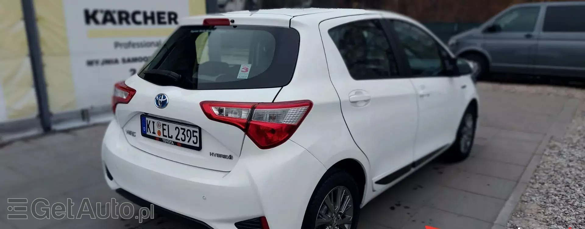 TOYOTA Yaris 1.5 VVT-i (100 KM) Hybrid Automatic