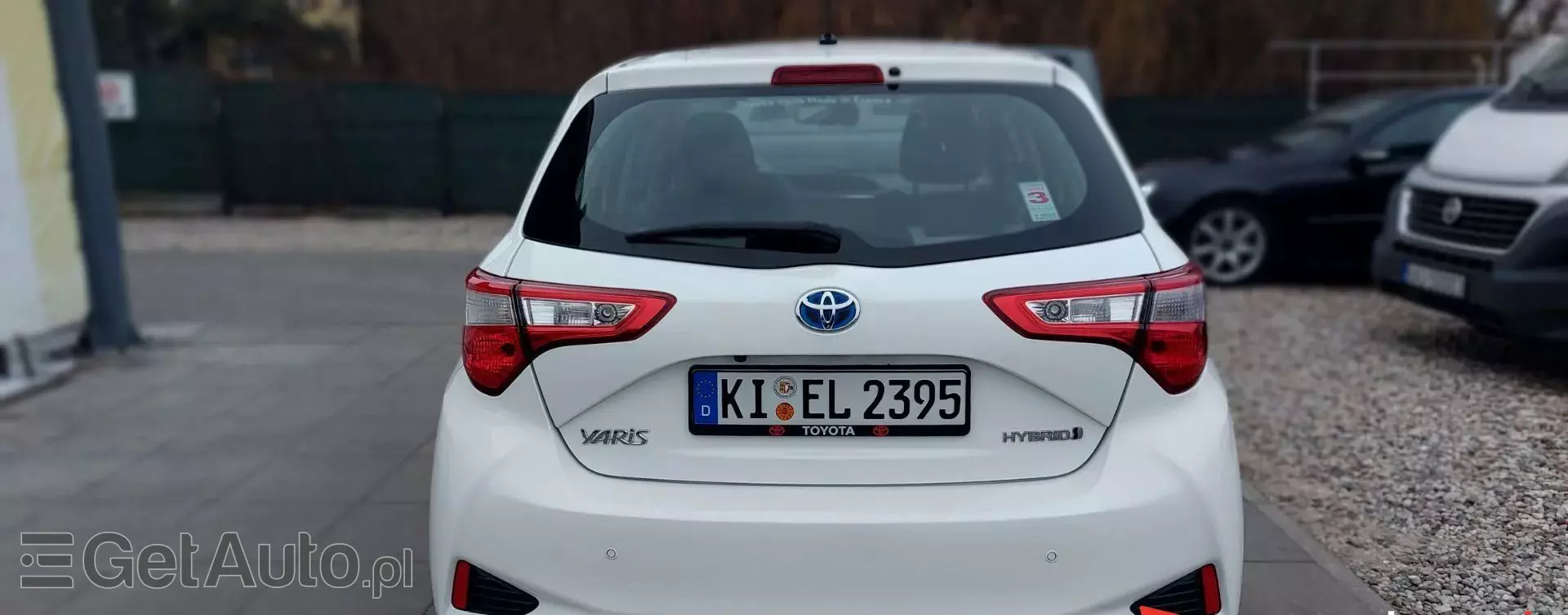 TOYOTA Yaris 1.5 VVT-i (100 KM) Hybrid Automatic