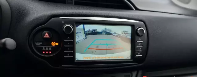 TOYOTA Yaris 1.5 VVT-i (100 KM) Hybrid Automatic