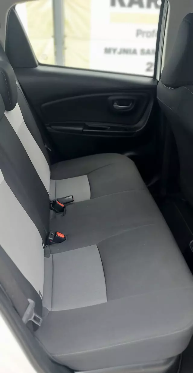 TOYOTA Yaris 1.5 VVT-i (100 KM) Hybrid Automatic