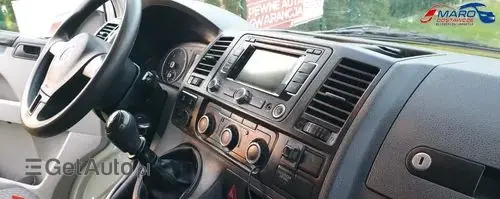 VOLKSWAGEN TRANSPORTER 