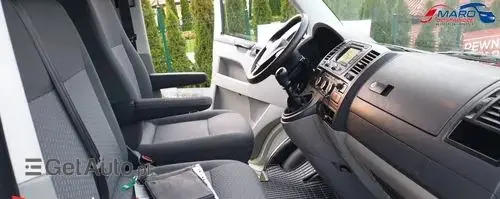 VOLKSWAGEN TRANSPORTER 