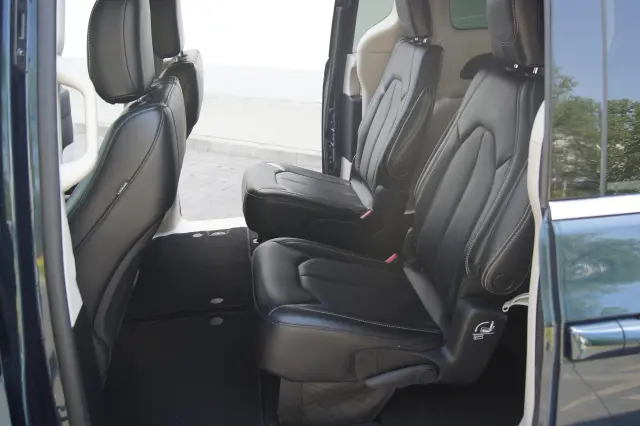 CHRYSLER Pacyfica 