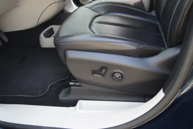 CHRYSLER Pacyfica 
