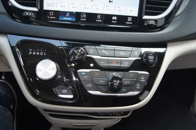 CHRYSLER Pacyfica 