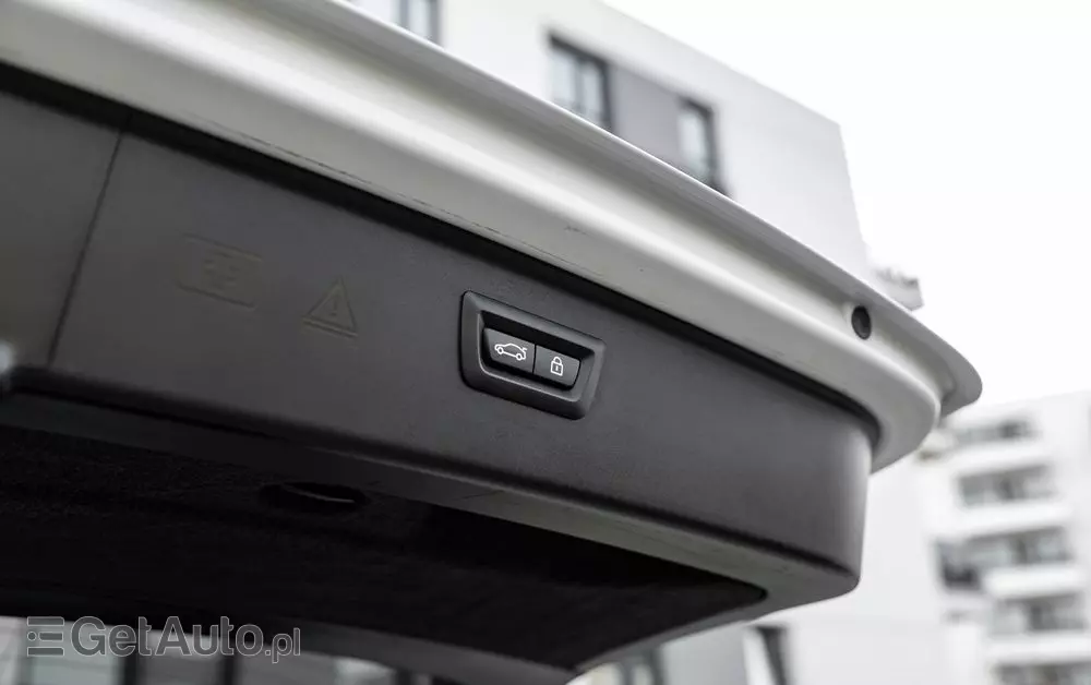 BMW Seria 5 M550d xDrive Touring Sport-Aut