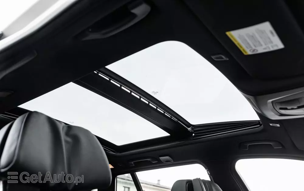 BMW Seria 5 M550d xDrive Touring Sport-Aut