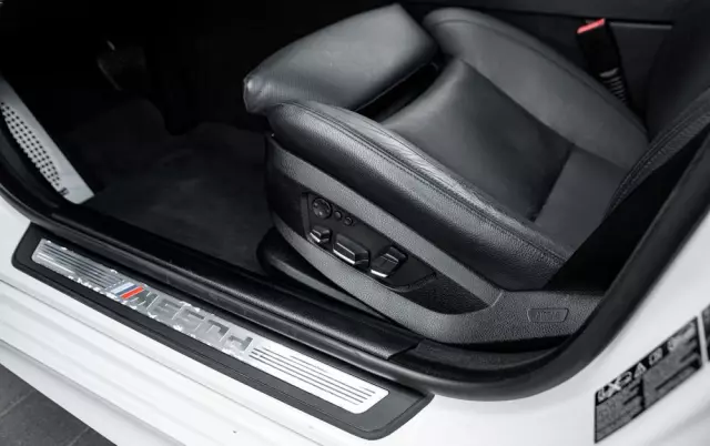 BMW Seria 5 M550d xDrive Touring Sport-Aut