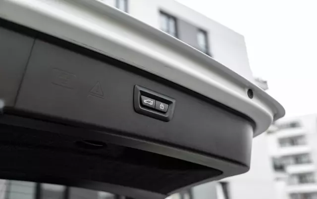 BMW Seria 5 M550d xDrive Touring Sport-Aut