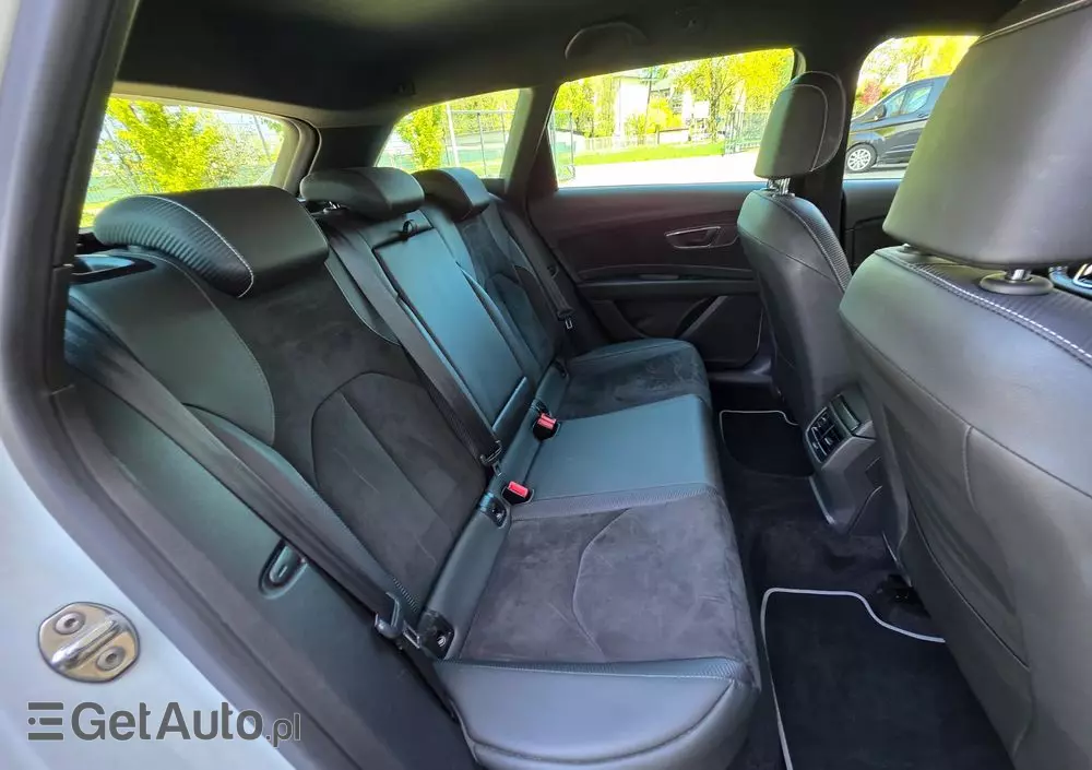 SEAT Leon ST 2.0 TSI Start&Stop DSG Cupra 300