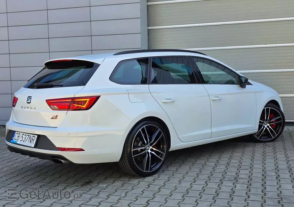 SEAT Leon ST 2.0 TSI Start&Stop DSG Cupra 300