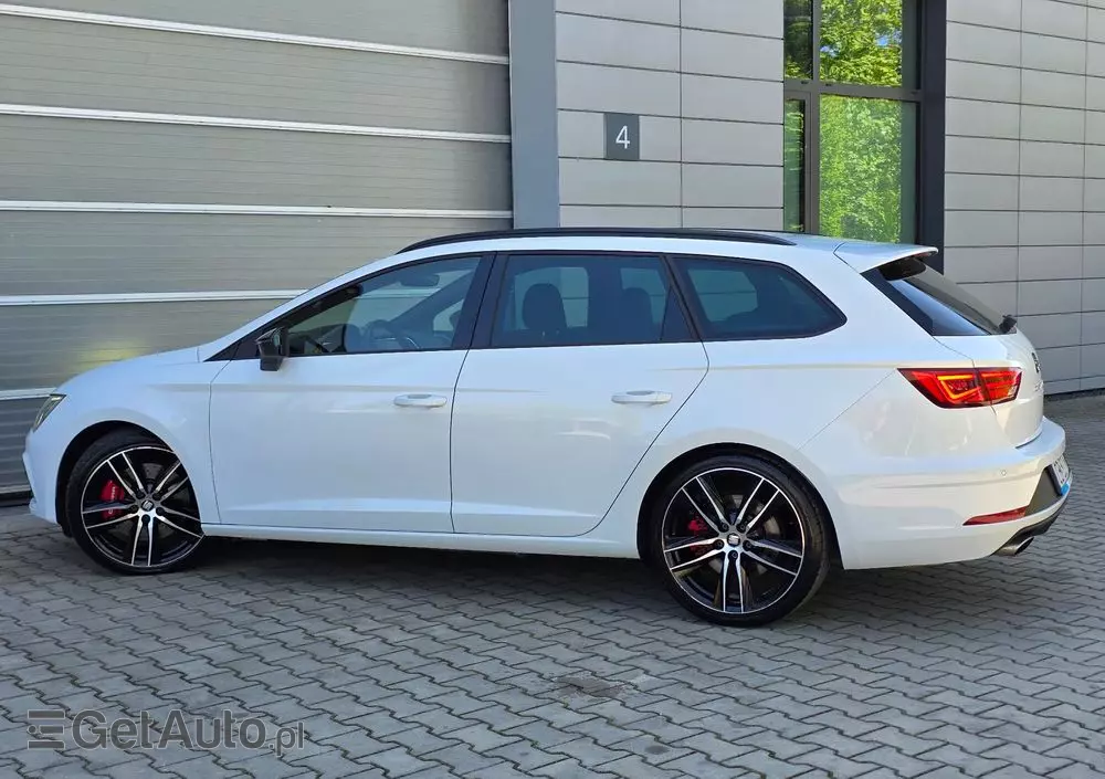 SEAT Leon ST 2.0 TSI Start&Stop DSG Cupra 300
