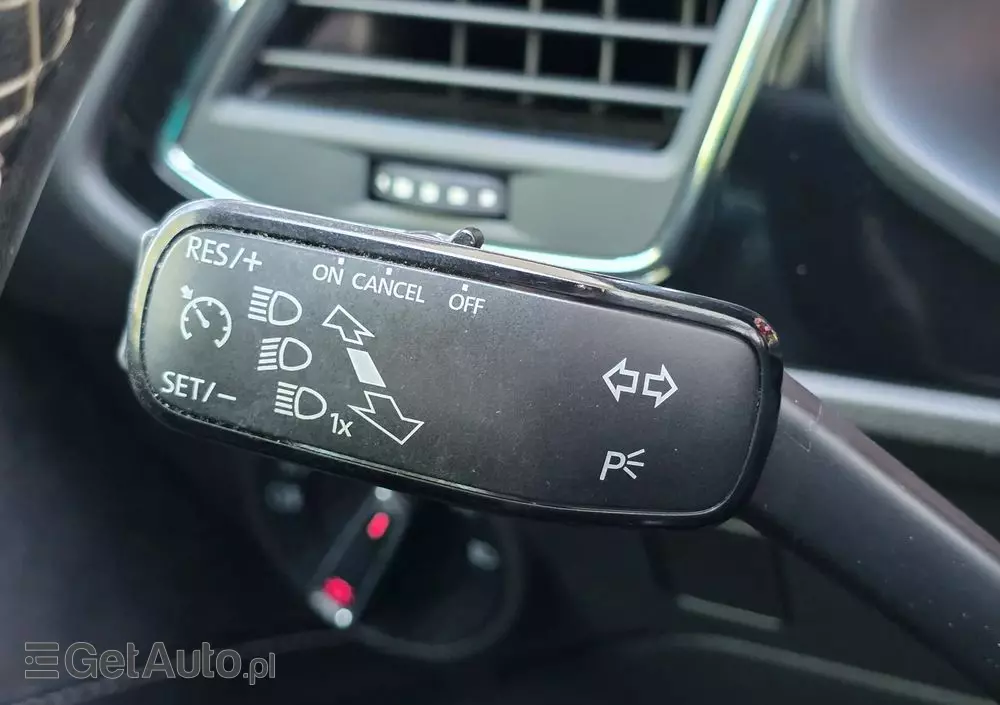 SEAT Leon ST 2.0 TSI Start&Stop DSG Cupra 300