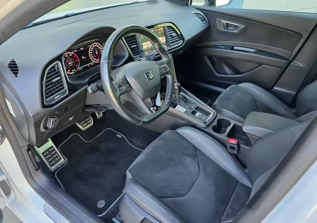 SEAT Leon ST 2.0 TSI Start&Stop DSG Cupra 300