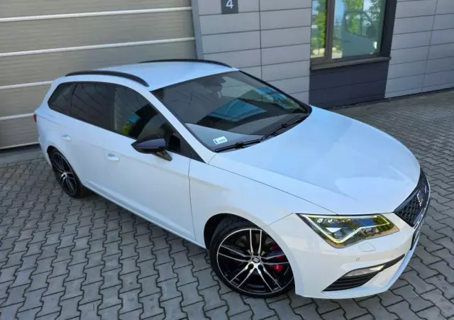 SEAT Leon ST 2.0 TSI Start&Stop DSG Cupra 300