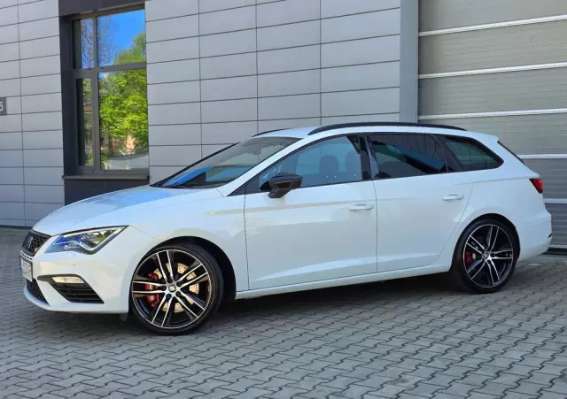 SEAT Leon ST 2.0 TSI Start&Stop DSG Cupra 300