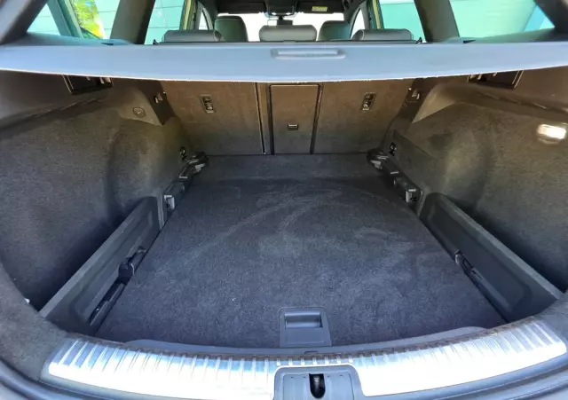 SEAT Leon ST 2.0 TSI Start&Stop DSG Cupra 300