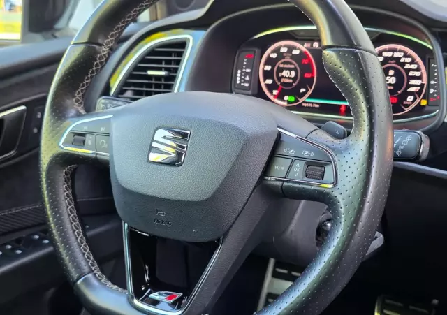 SEAT Leon ST 2.0 TSI Start&Stop DSG Cupra 300