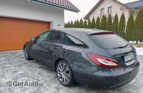 MERCEDES-BENZ CLS 