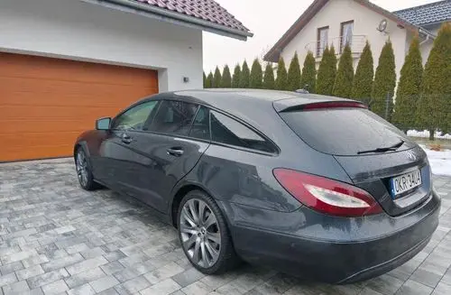 MERCEDES-BENZ CLS 