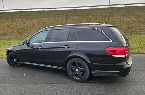 MERCEDES-BENZ Klasa E 