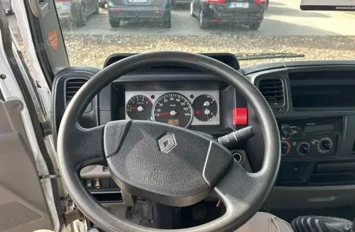 RENAULT Maxity 
