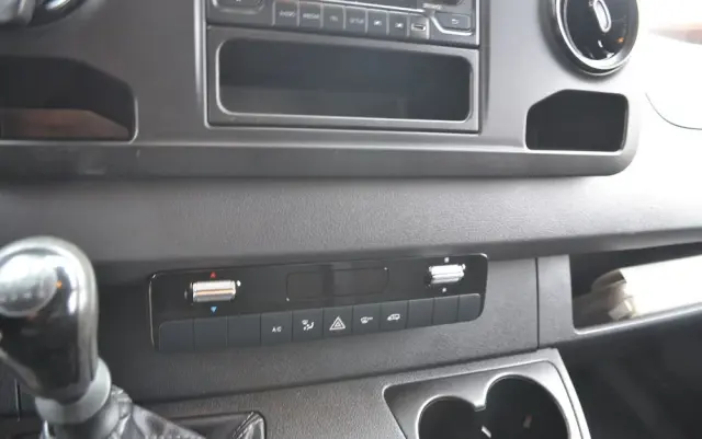 MERCEDES-BENZ Sprinter 316CDi 2.2 Idealny  Winda DHOLANDIA 