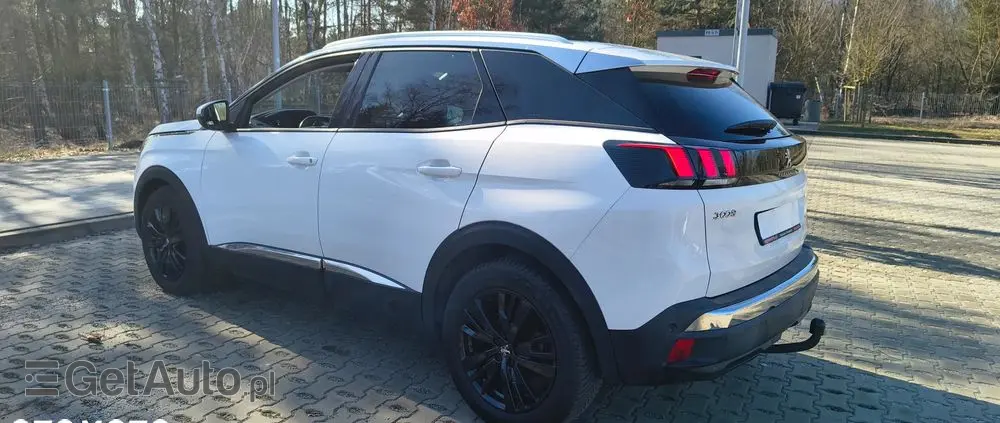 PEUGEOT 3008 1.2 PureTech Allure S&S EAT6