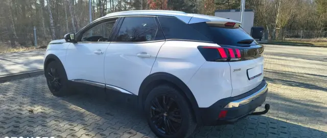 PEUGEOT 3008 1.2 PureTech Allure S&S EAT6