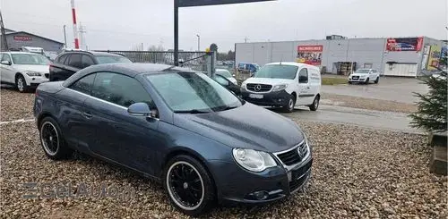 VOLKSWAGEN Eos 