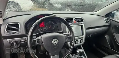 VOLKSWAGEN Eos 