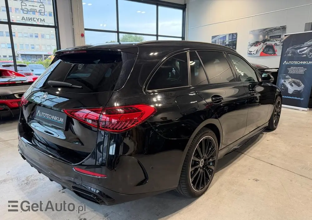 MERCEDES-BENZ Klasa C 300 e 9G-TRONIC AMG Line