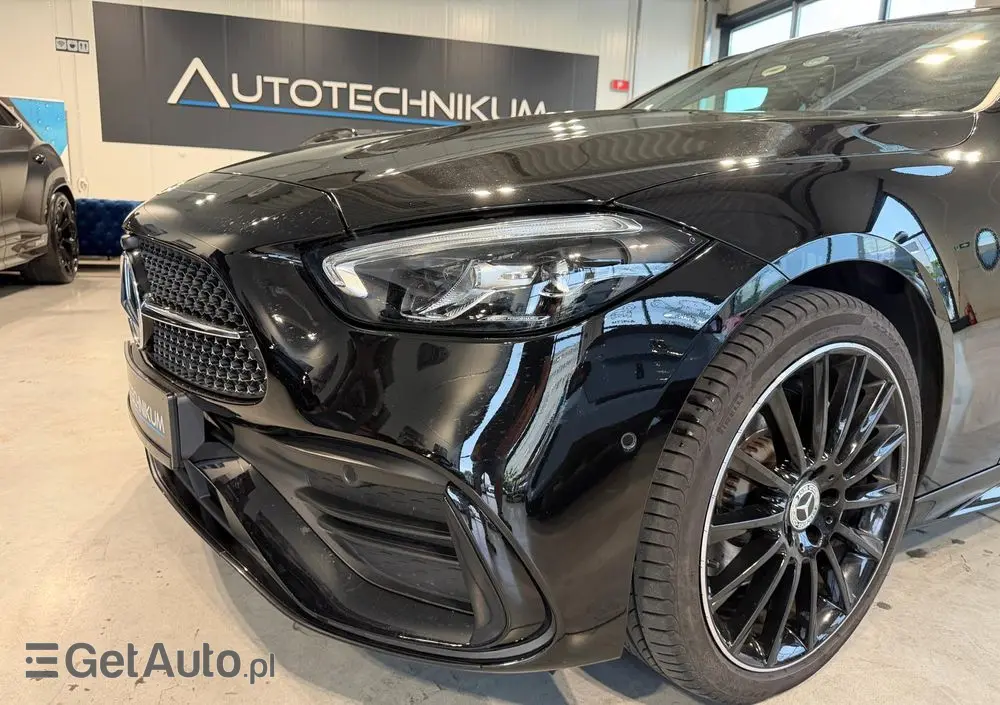 MERCEDES-BENZ Klasa C 300 e 9G-TRONIC AMG Line