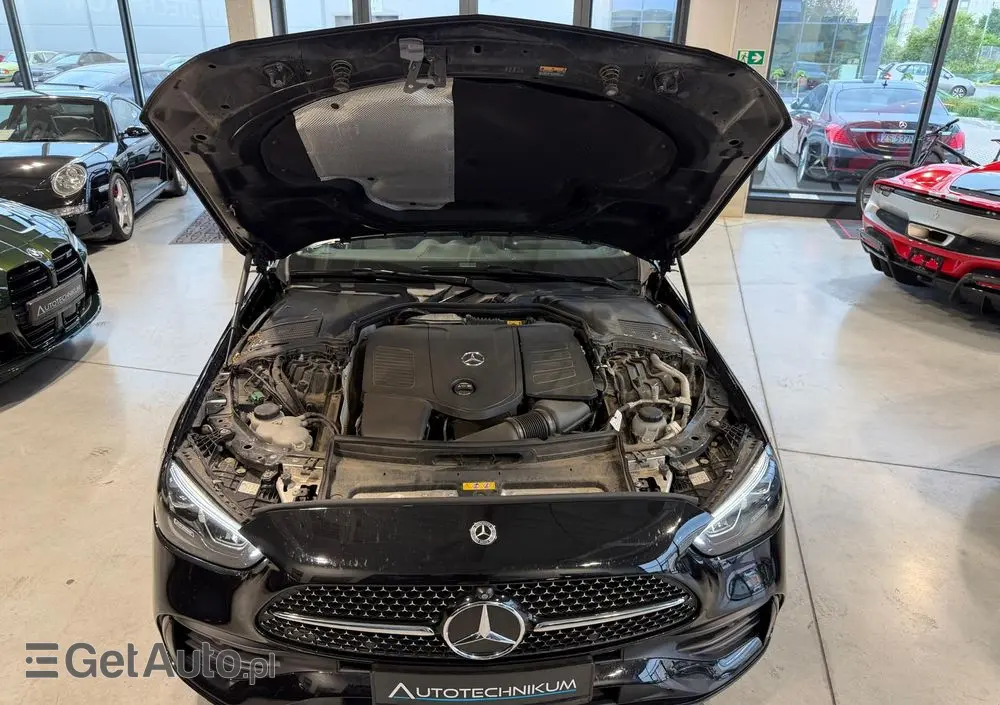MERCEDES-BENZ Klasa C 300 e 9G-TRONIC AMG Line